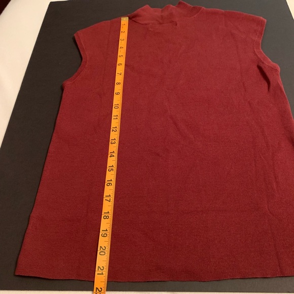 3/$20 Mock Turtleneck Sleeveless Sweater A11 - Picture 4 of 5